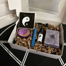 Load image into Gallery viewer, Zodiac Boxes