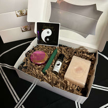 Load image into Gallery viewer, Zodiac Boxes