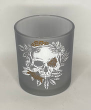 Load image into Gallery viewer, Sm Skull Candle Holder
